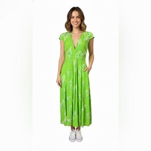 Free People Green Boho Indie Maxi Dress with Side Pockets 🍀